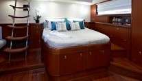 Oyster 82 TILLY MINT -  Master Cabin